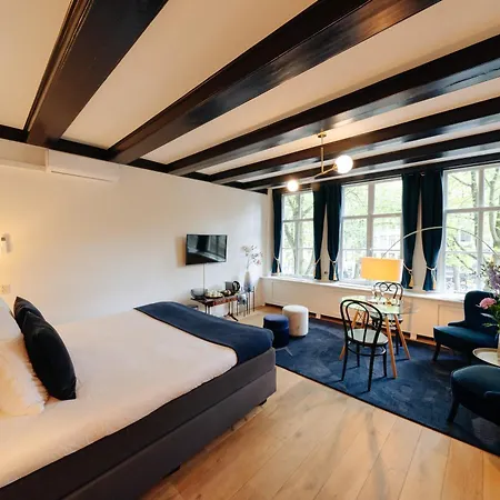 בית הארחה 1637: Historic Canal View אמסטרדם