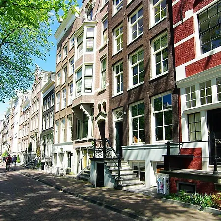 Konukevi 1637: Historic Canal View Amsterdam
