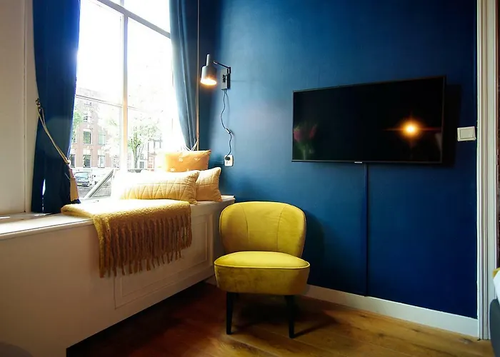 Pensión 1637: Historic Canal View Ámsterdam