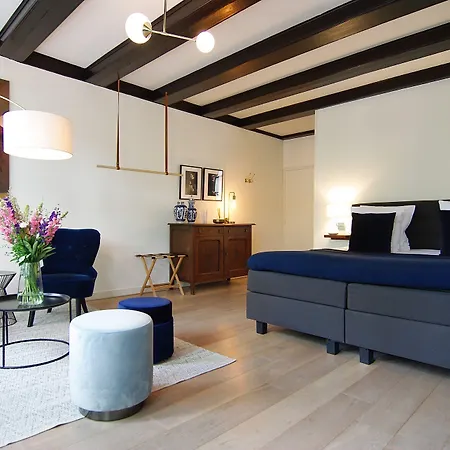 1637: Historic Canal View 4*